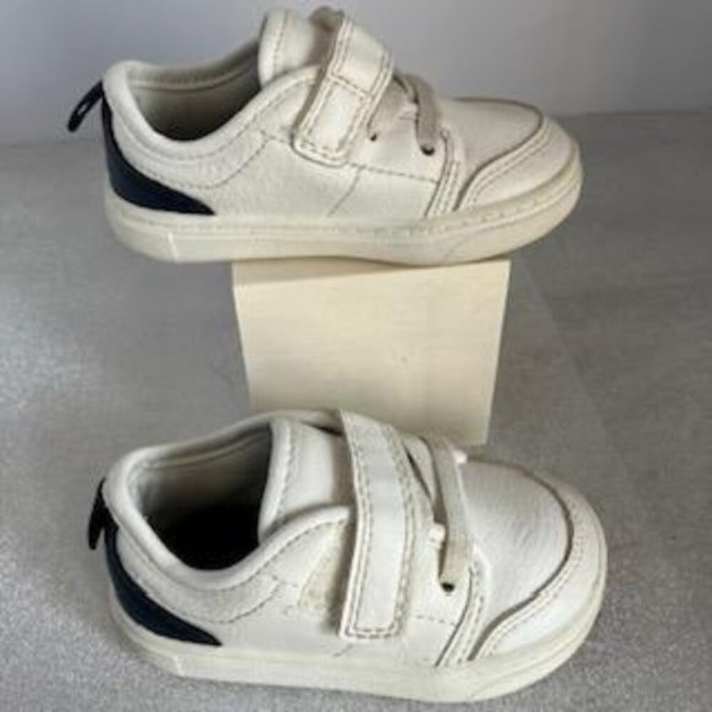 Simple Joys by Carter's Unisex Babies' Jesse Sneaker, sz 4  White and Navy Blue